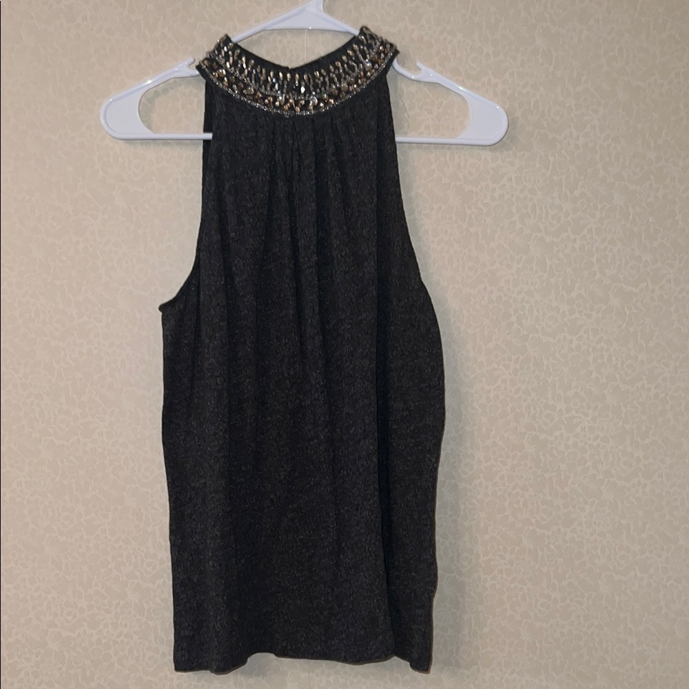 NWT VANESSAVIRGINA SLEEVELESS TOP SIZE SMALL